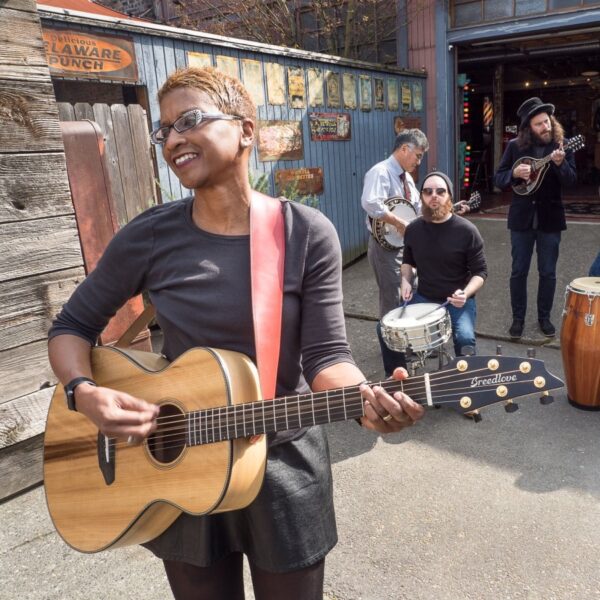 Paula Boggs Band Announce New Soulgrass Album, Dom Flemons Joins In