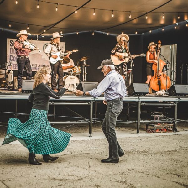 INTERVIEW: Montana’s Little Jane and the Pistol Whips Share the Love With Vintage Country